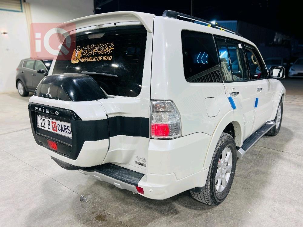 ميتسوبيشي باجيرو